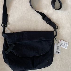 Lululemon "All Night Festival Bag"